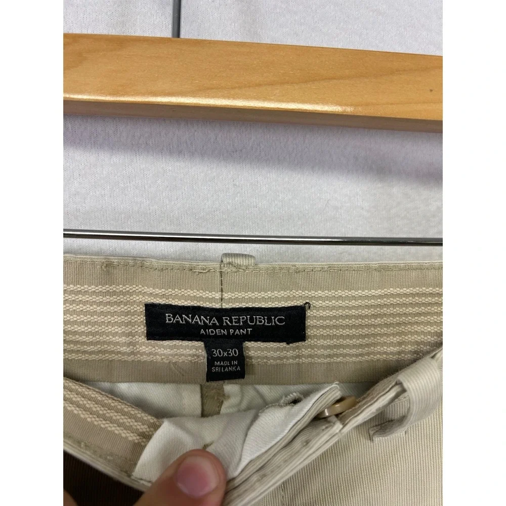 Classic Preppy Banana Republic‎ Mens 30x30 Khaki Aiden Slim Fit Chino Trousers